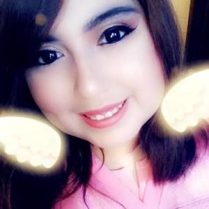 Meet your Posher, Elaine